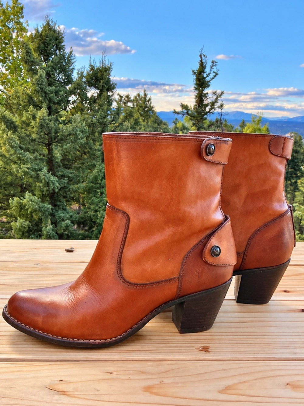 Frye Jackie Leather Ankle Boots 8B Cognac Brown Button Strap Western Block Heel - Picture 2 of 16